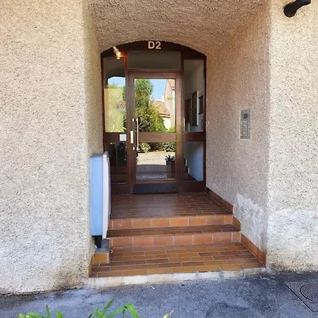 Apartment Appart La Madrague Avec Jardin A 2 Pas De La Saint-Cyr-sur-Mer